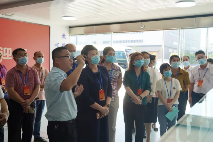 �������ʹ���-׷�󿵽�,����һ������