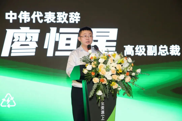 �������ʹ���-׷�󿵽�,����һ������