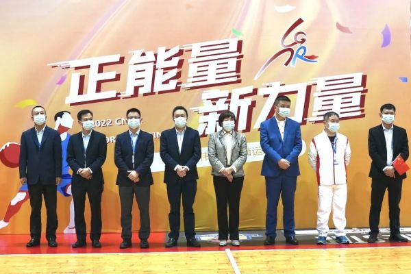 �������ʹ���-׷�󿵽�,����һ������