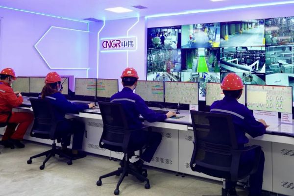 �������ʹ���-׷�󿵽�,����һ������