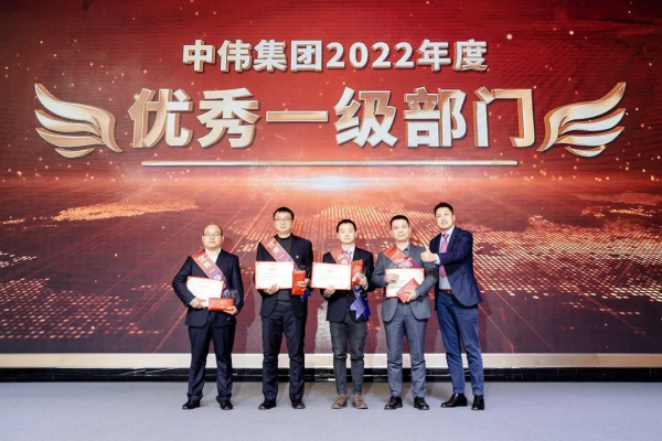 �������ʹ���-׷�󿵽�,����һ������