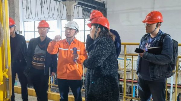 �������ʹ���-׷�󿵽�,����һ������