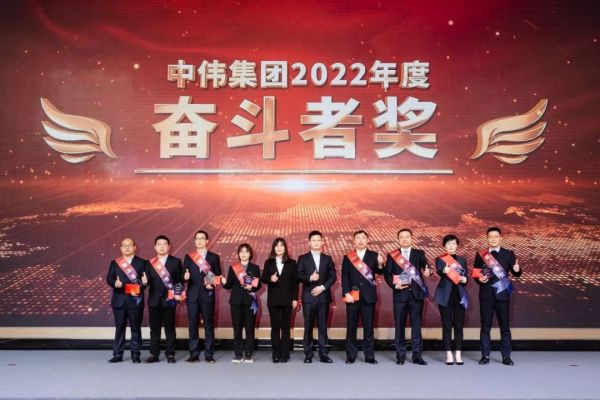 �������ʹ���-׷�󿵽�,����һ������