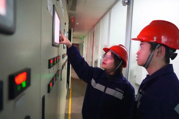 �������ʹ���-׷�󿵽�,����һ������