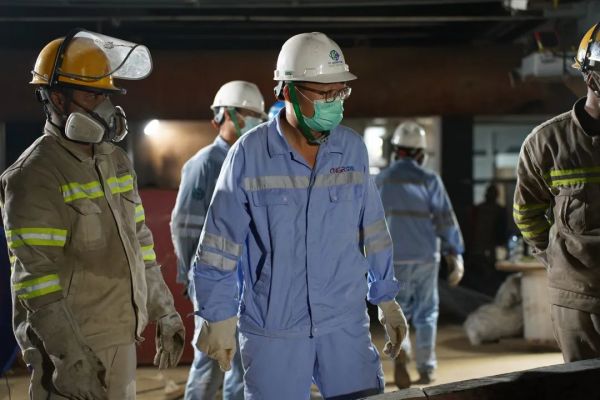 �������ʹ���-׷�󿵽�,����һ������