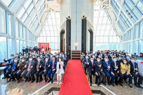 �������ʹ���-׷�󿵽�,����һ������