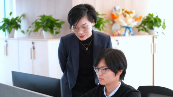 �������ʹ���-׷�󿵽�,����һ������