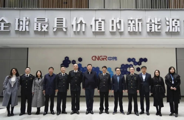 �������ʹ���-׷�󿵽�,����һ������