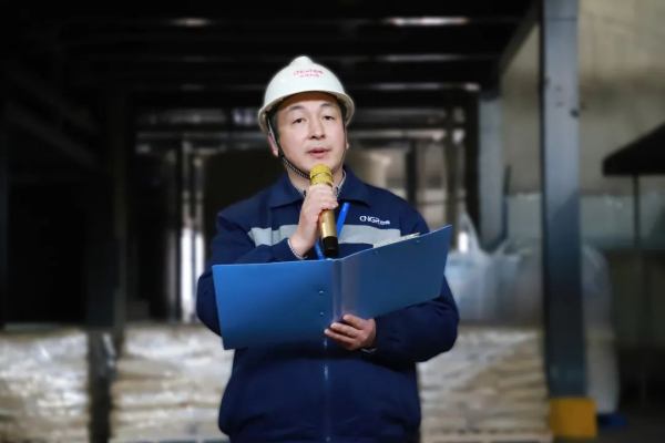 �������ʹ���-׷�󿵽�,����һ������