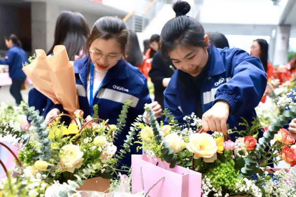 �������ʹ���-׷�󿵽�,����һ������