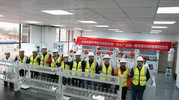 �������ʹ���-׷�󿵽�,����һ������