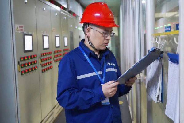 �������ʹ���-׷�󿵽�,����һ������