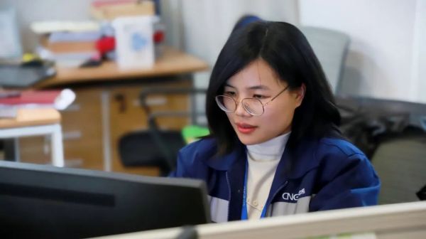 ����� �ٴ�ҵح��Ӣ�ˣ���������Ӫҵһ�ߣ���������������ʵ��������֪