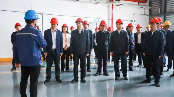 �������ʹ���-׷�󿵽�,����һ������