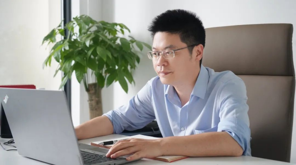 �������ʹ���-׷�󿵽�,����һ������