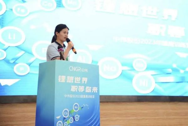 �������ʹ���-׷�󿵽�,����һ������