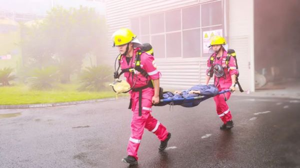 �������ʹ���-׷�󿵽�,����һ������