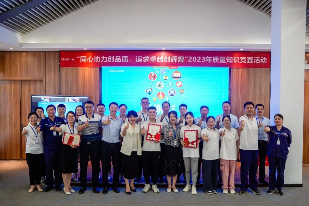 �������ʹ���-׷�󿵽�,����һ������