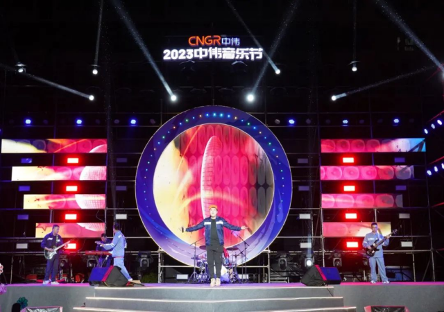 �������ʹ���-׷�󿵽�,����һ������