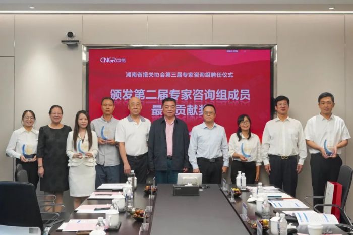 �������ʹ���-׷�󿵽�,����һ������