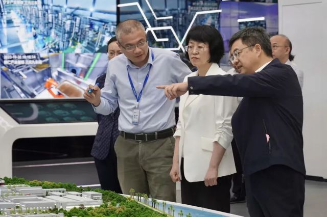 �������ʹ���-׷�󿵽�,����һ������