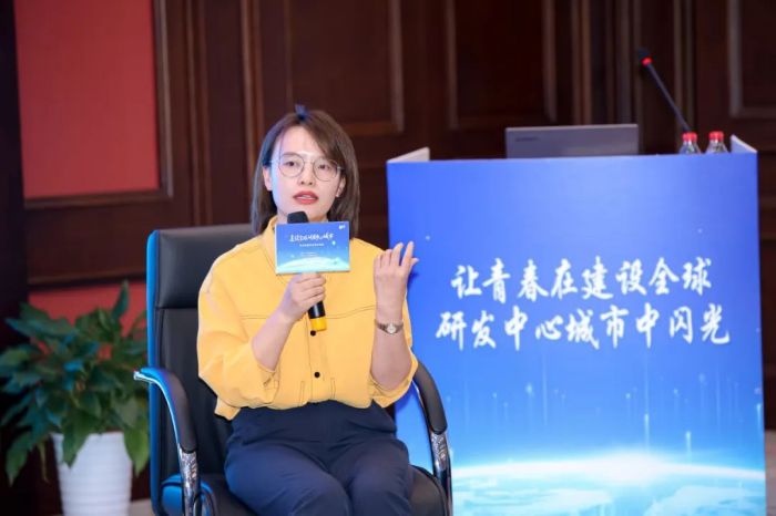 �������ʹ���-׷�󿵽�,����һ������