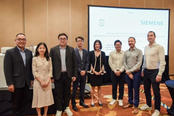 �������ʹ���-׷�󿵽�,����һ������