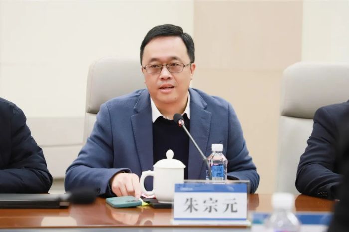 �������ʹ���-׷�󿵽�,����һ������