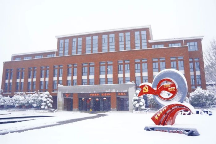 �������ʹ���-׷�󿵽�,����һ������