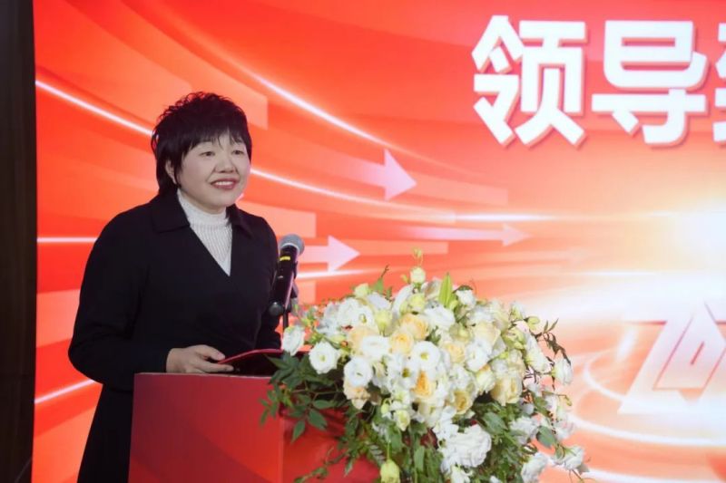 �������ʹ���-׷�󿵽�,����һ������