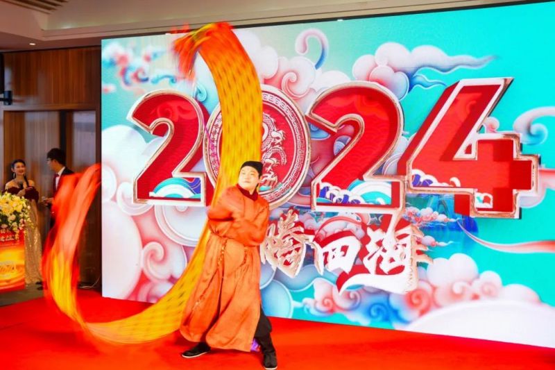 �������ʹ���-׷�󿵽�,����һ������