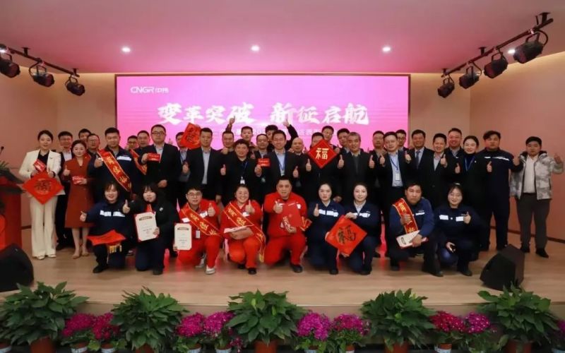 �������ʹ���-׷�󿵽�,����һ������