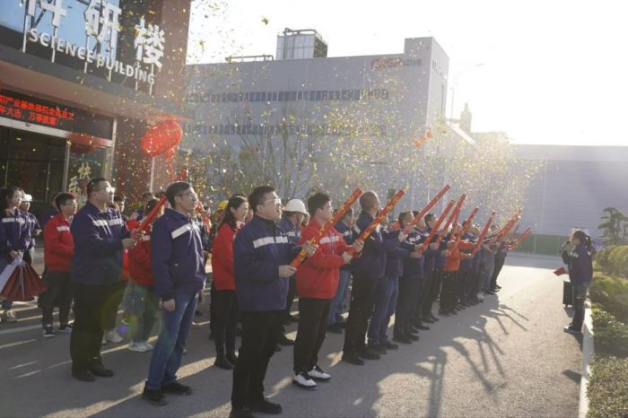 �������ʹ���-׷�󿵽�,����һ������