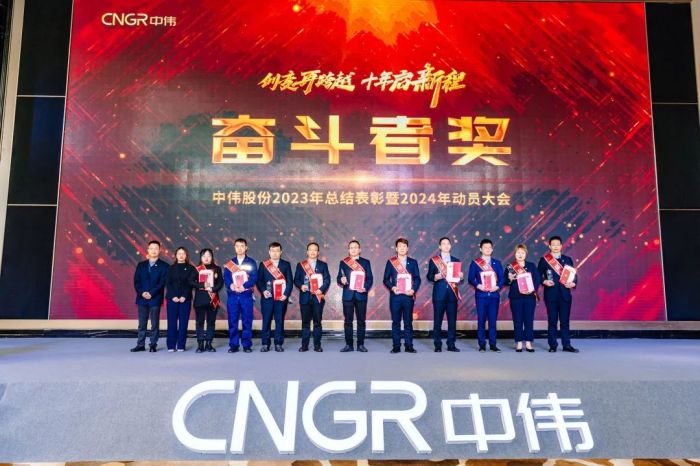 �������ʹ���-׷�󿵽�,����һ������