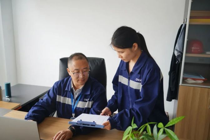 �������ʹ���-׷�󿵽�,����һ������