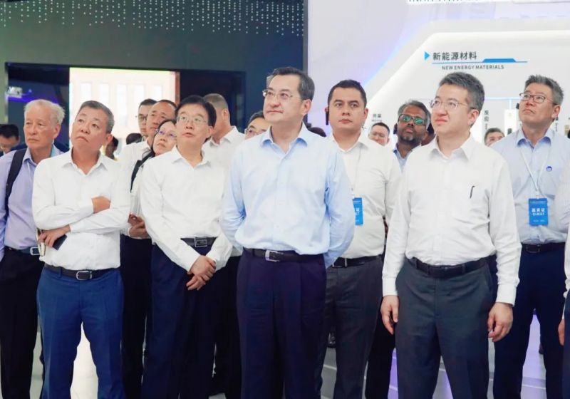 �������ʹ���-׷�󿵽�,����һ������