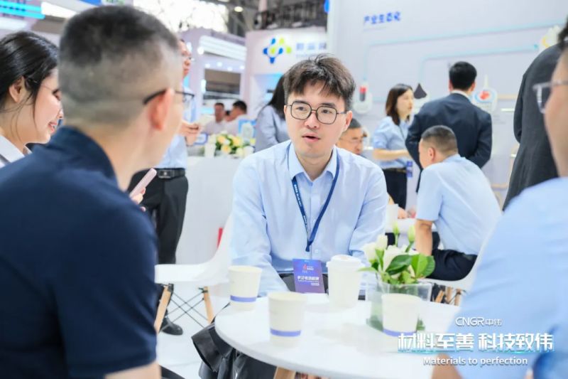 �������ʹ���-׷�󿵽�,����һ������