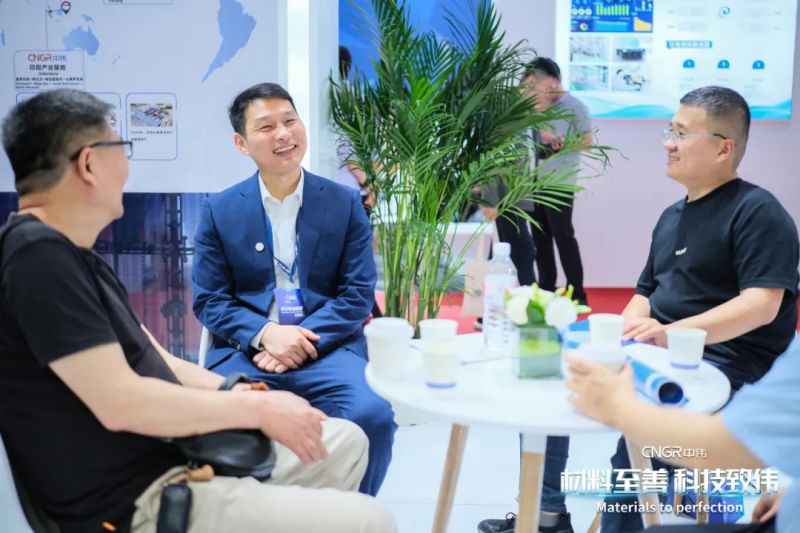 �������ʹ���-׷�󿵽�,����һ������