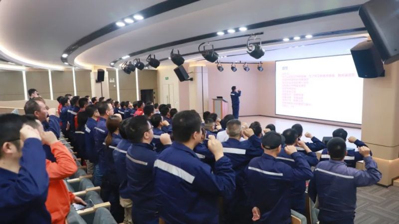 �������ʹ���-׷�󿵽�,����һ������