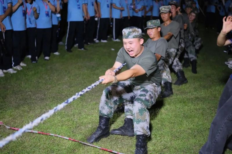 �������ʹ���-׷�󿵽�,����һ������