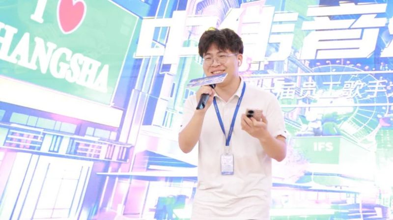 �������ʹ���-׷�󿵽�,����һ������