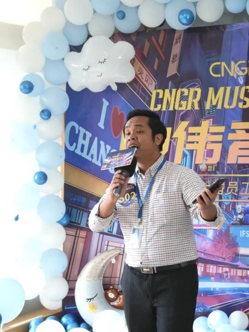 �������ʹ���-׷�󿵽�,����һ������