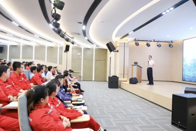 �������ʹ���-׷�󿵽�,����һ������