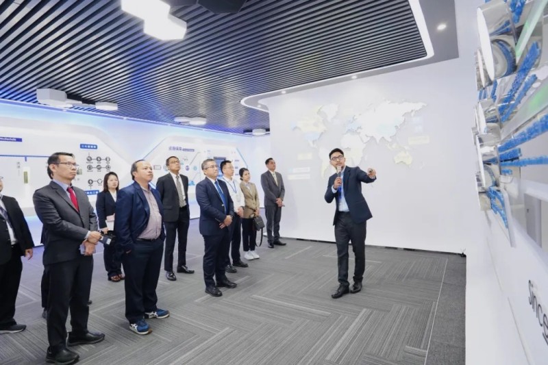 �������ʹ���-׷�󿵽�,����һ������