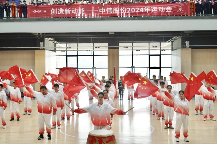 �������ʹ���-׷�󿵽�,����һ������