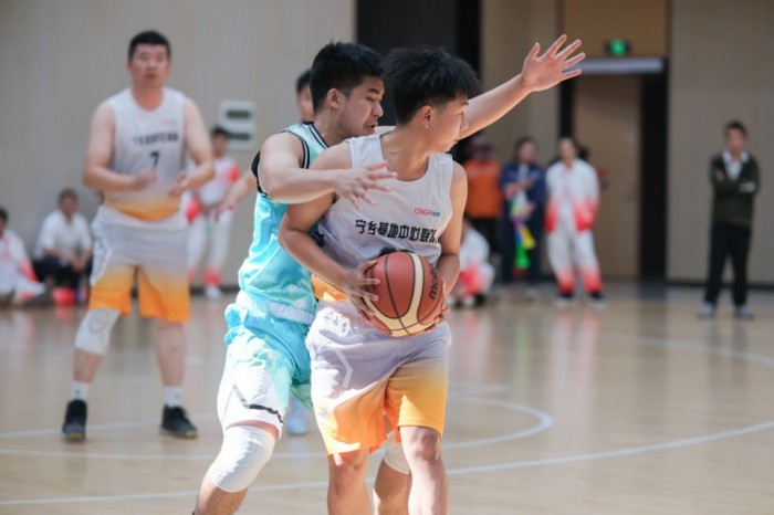 �������ʹ���-׷�󿵽�,����һ������