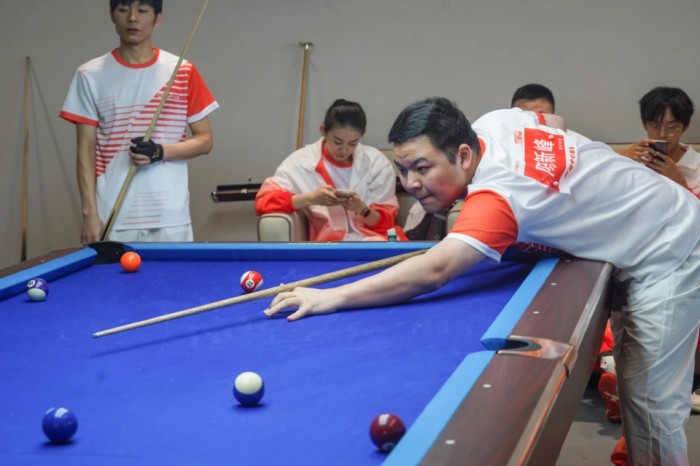 �������ʹ���-׷�󿵽�,����һ������