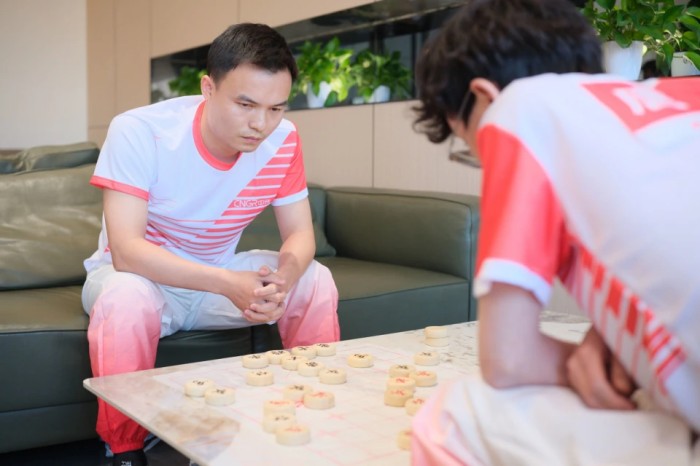 �������ʹ���-׷�󿵽�,����һ������