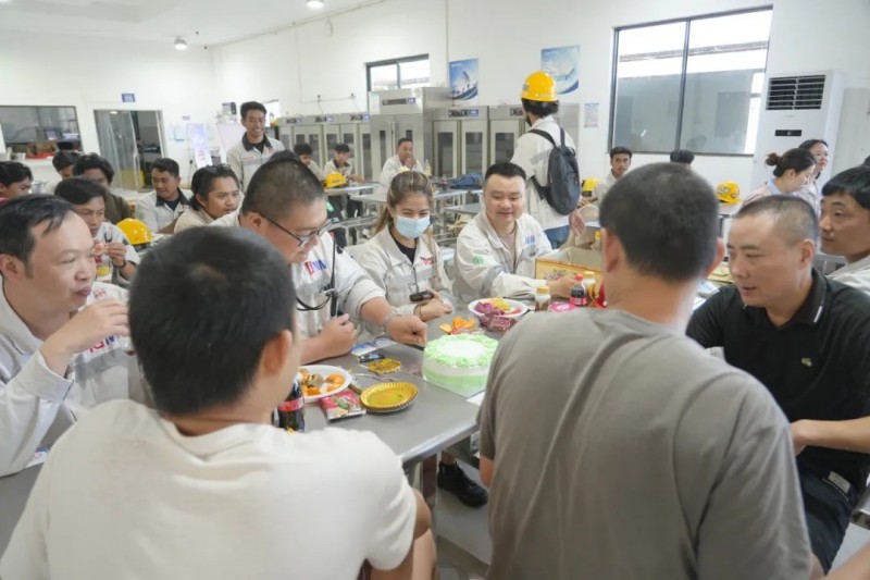 �������ʹ���-׷�󿵽�,����һ������