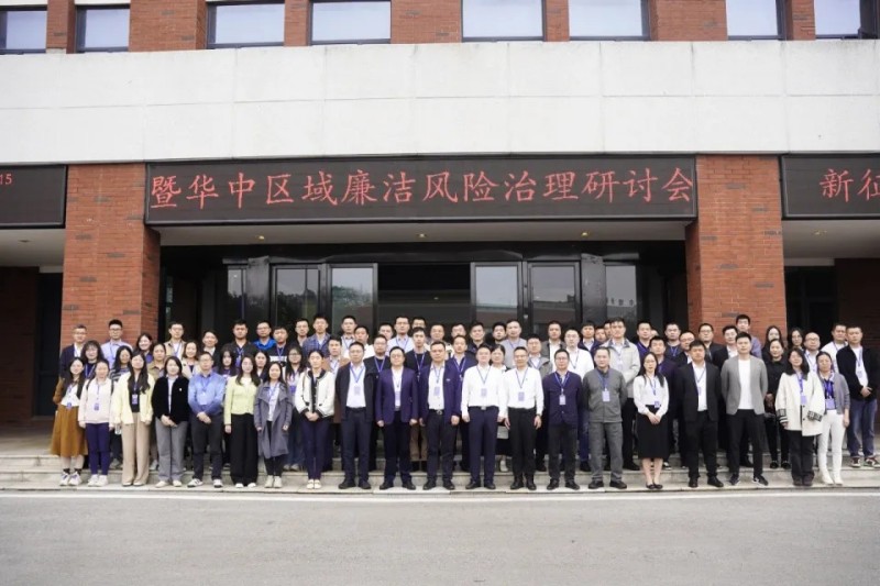 �������ʹ���-׷�󿵽�,����һ������